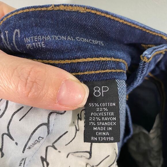 INC International Concepts Blue Med Wash Straight Leg Reg Fit Crop Jeans Size 8P - Picture 4 of 6